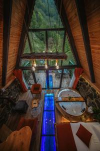 Waterfall Bungalow