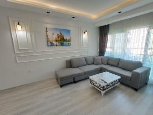World Cities Apart Hotel