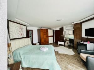 Suite, Deniz ve Dağ Manzaralı, Balkonlu