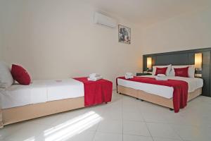 Ömer Aybak Beach Hotel