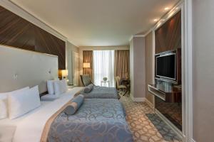 Premium Room with 2 Single Beds, Şehir Manzaralı, Balkonlu