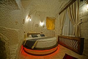 King Cave Suite, Vadi Manzaralı, Jakuzili ve Balkonlu