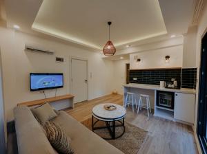 Marla Suite