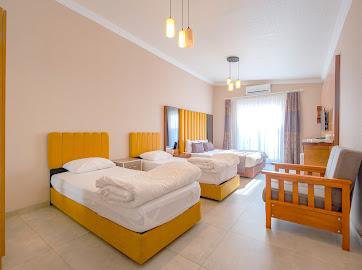 Arya Apart Hotel
