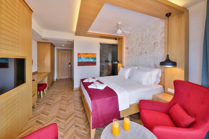 Premium Room, Deniz ve Havuz Manzaralı, Jakuzili