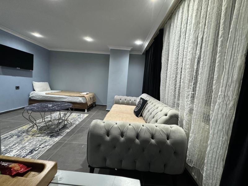 2+1 Deluxe Suite, Sokak Manzaralı, Mutfaklı