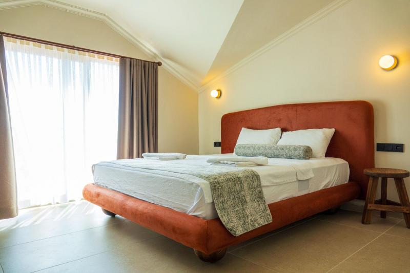 Magic Tulip Hotel