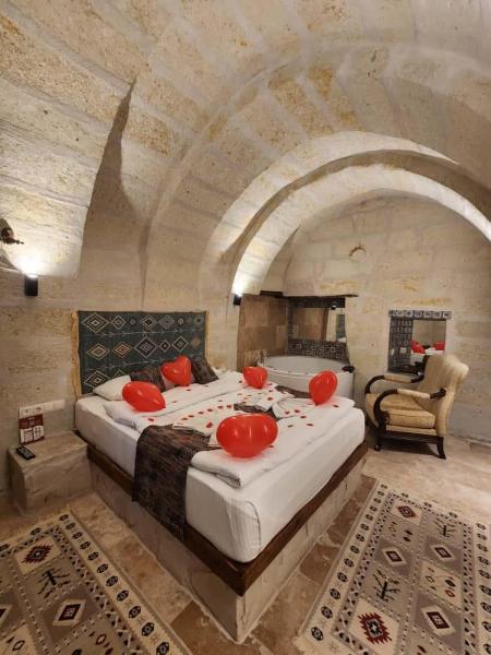 Mmf Cave House