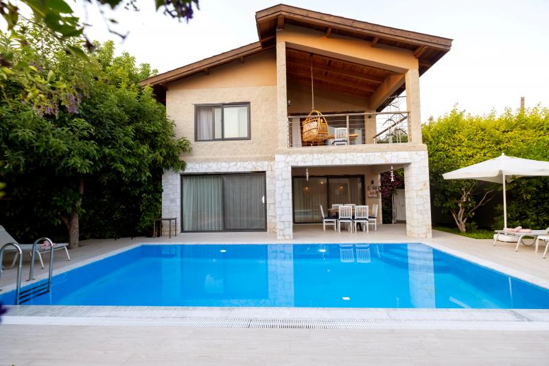 Volans Suites