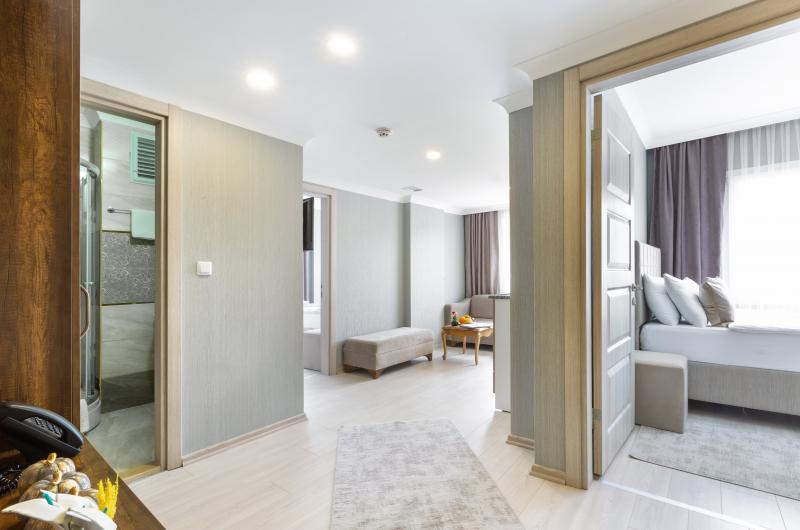 Queen Suite, Şehir veya Dağ Manzaralı, Balkonlu