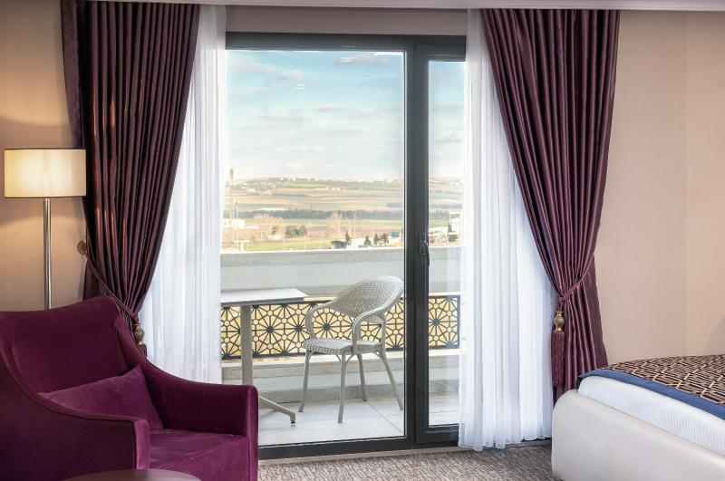 Premium Room, Kara Manzaralı, Balkonlu