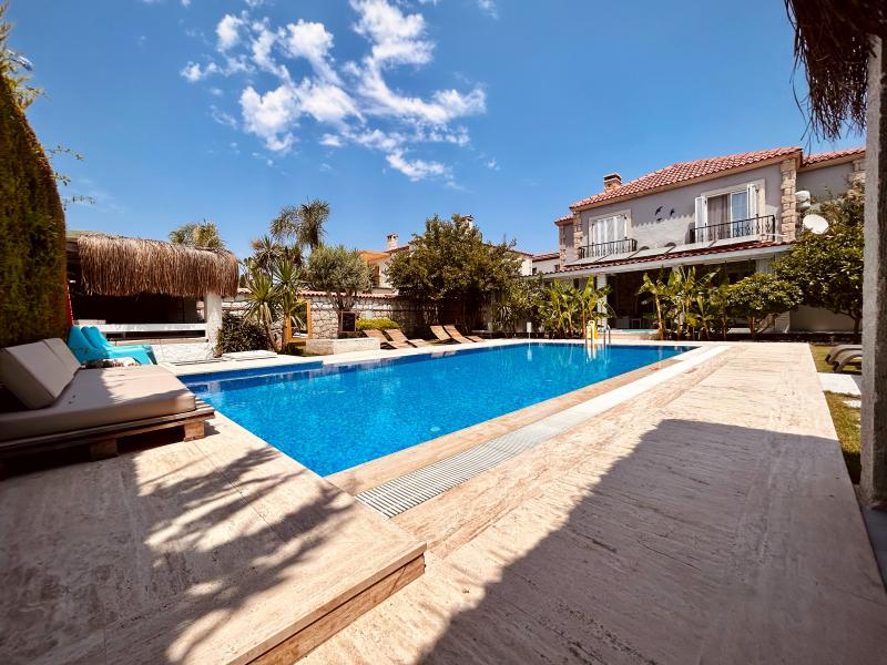 Pürlen Butik Otel Alaçatı - 2