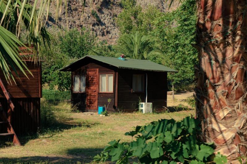 Bungalow, Deniz ve Doğa Manzaralı, İki Tek Kişilik Yataklı