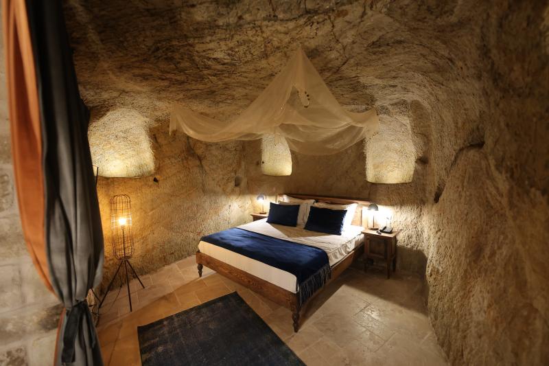 Deluxe Cave, Dağ Manzaralı, Jakuzili