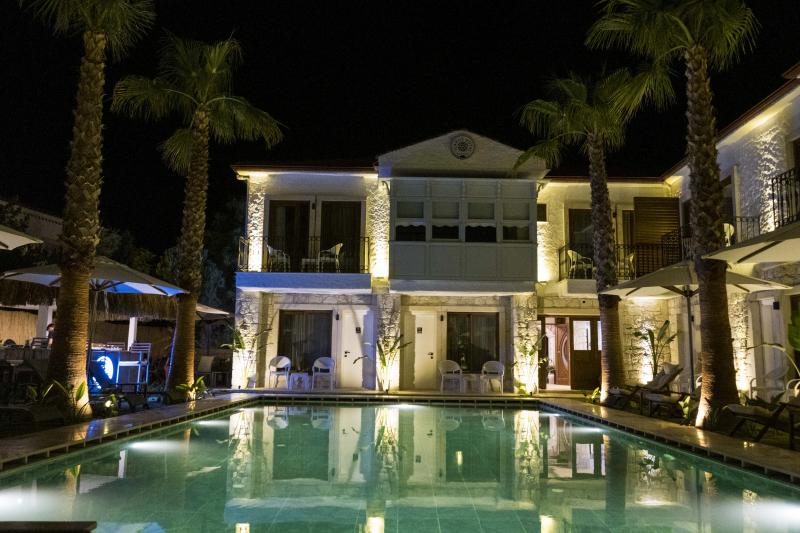 İcarus Alaçatı +16 - 3