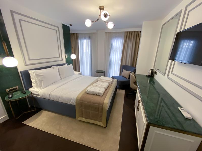 Executive Suite, Sokak Manzaralı, 