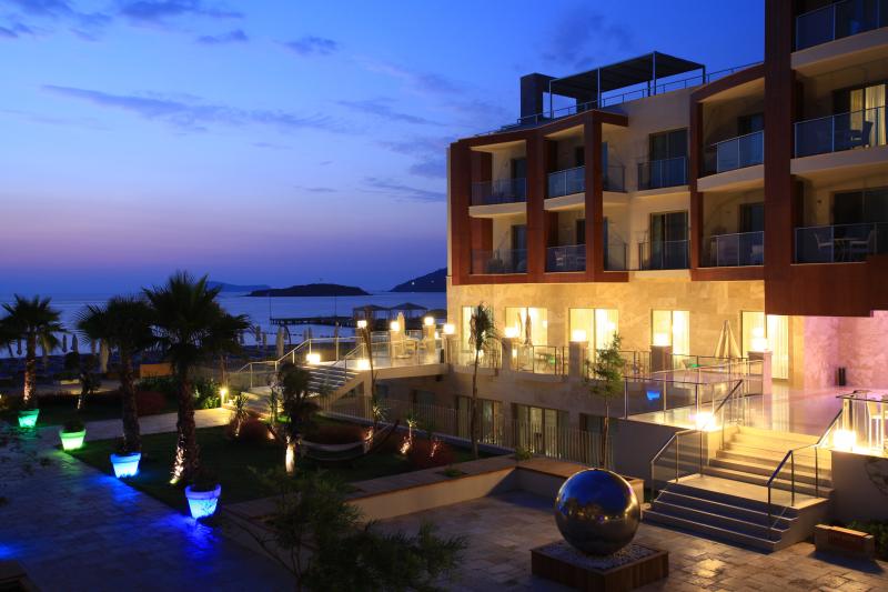 Suite, Deniz ve Dağ Manzaralı, Balkonlu