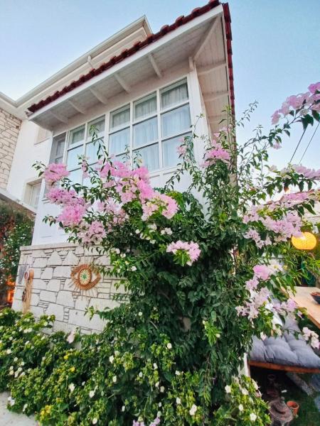 H&R Alaçatı Butik Otel(+12) - 2