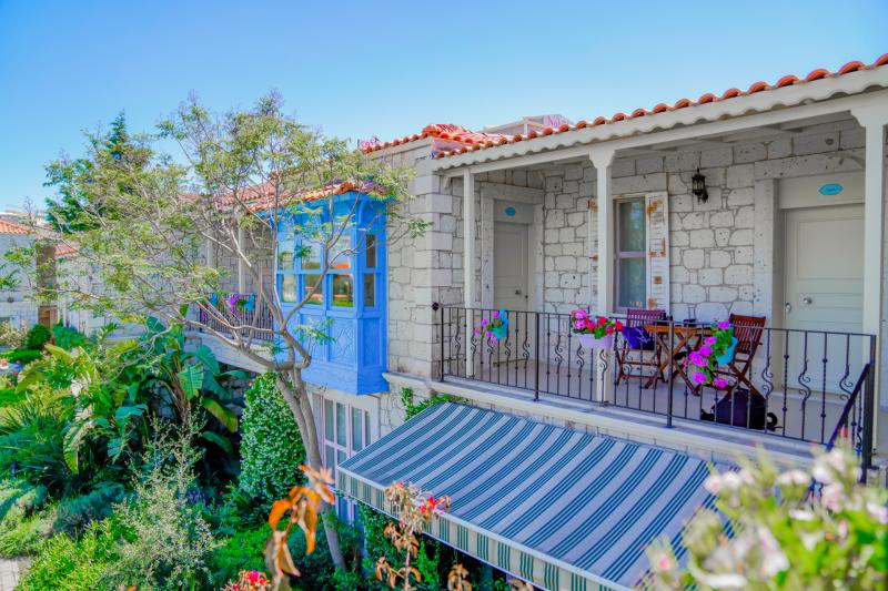 Alaçatı Marina Palace - 3