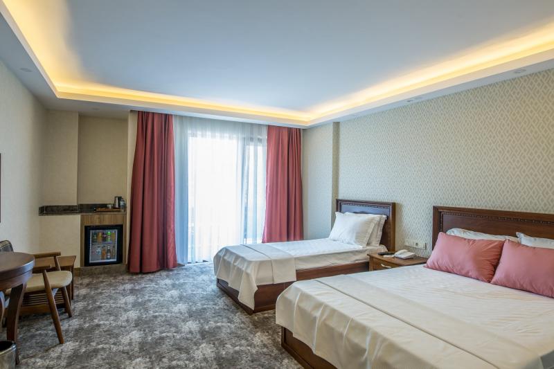 Deluxe Aile Odası, Balkonlu