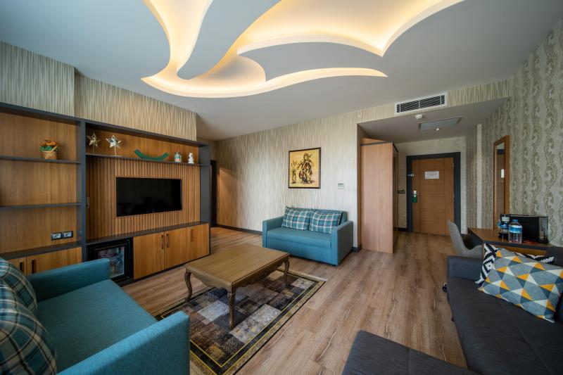 Deluxe Suite, Kara Manzaralı, Klimalı