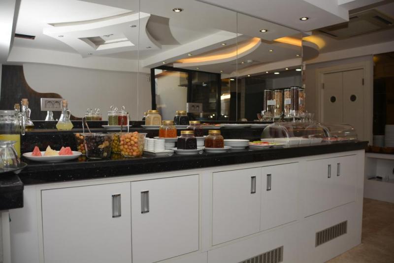 Best Smyrna Otel Kuşadası - 4
