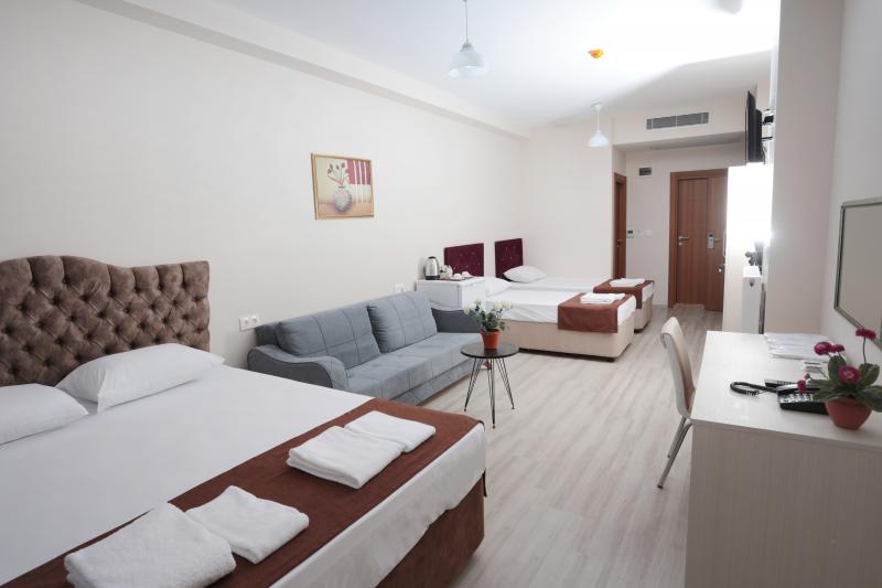 Deluxe Aile Suiti, Bahçe Manzaralı, Balkonlu