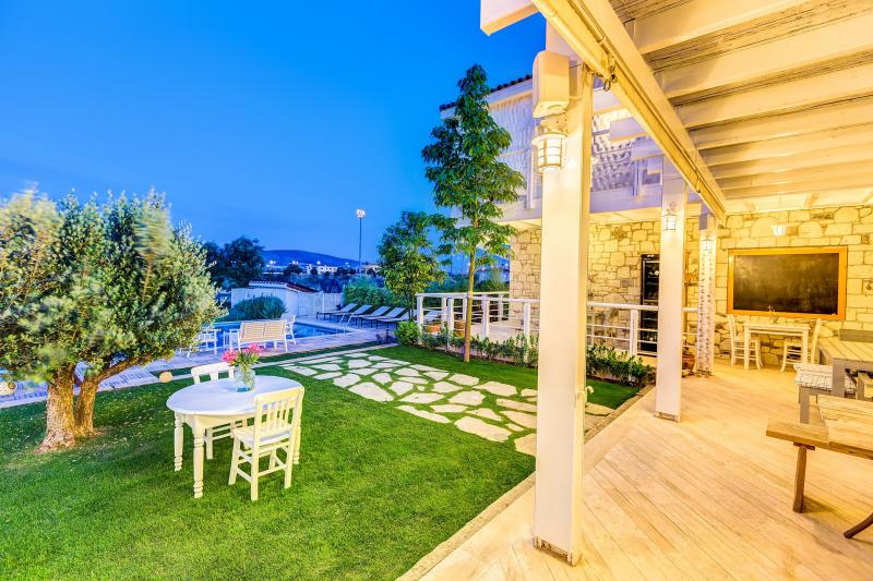 Ev Bharat Alaçatı - 5