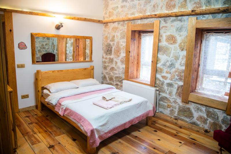 Junior Suite, Bahçe Manzaralı, Şömineli