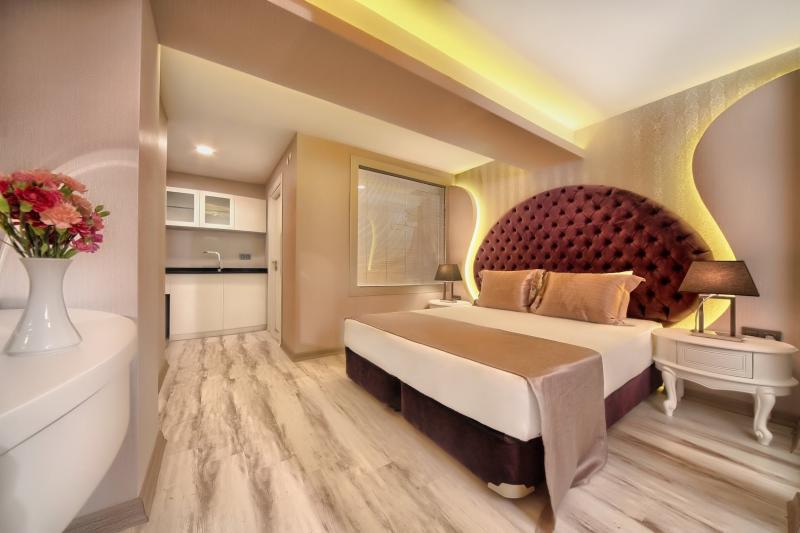 Suite, Şehir Manzaralı, Jakuzili