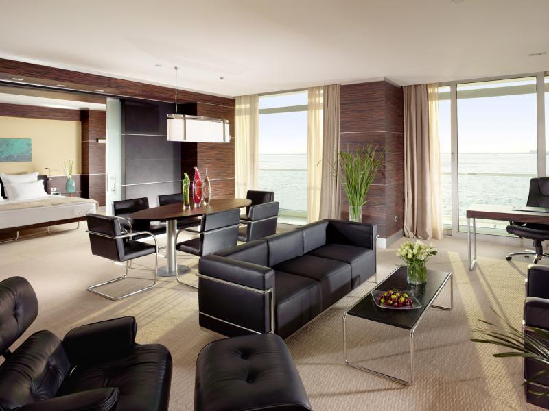 Executive Suite with Sea View-Single 