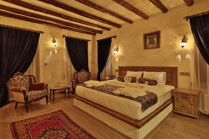 Premium Suite, Jakuzili ve Balkonlu