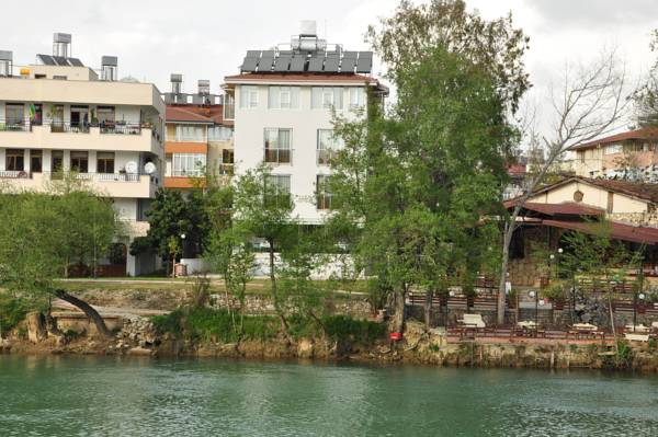 River Boutique Hotel - 3