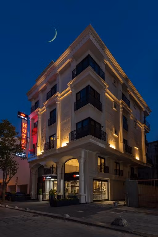 Confores Hotel — 2