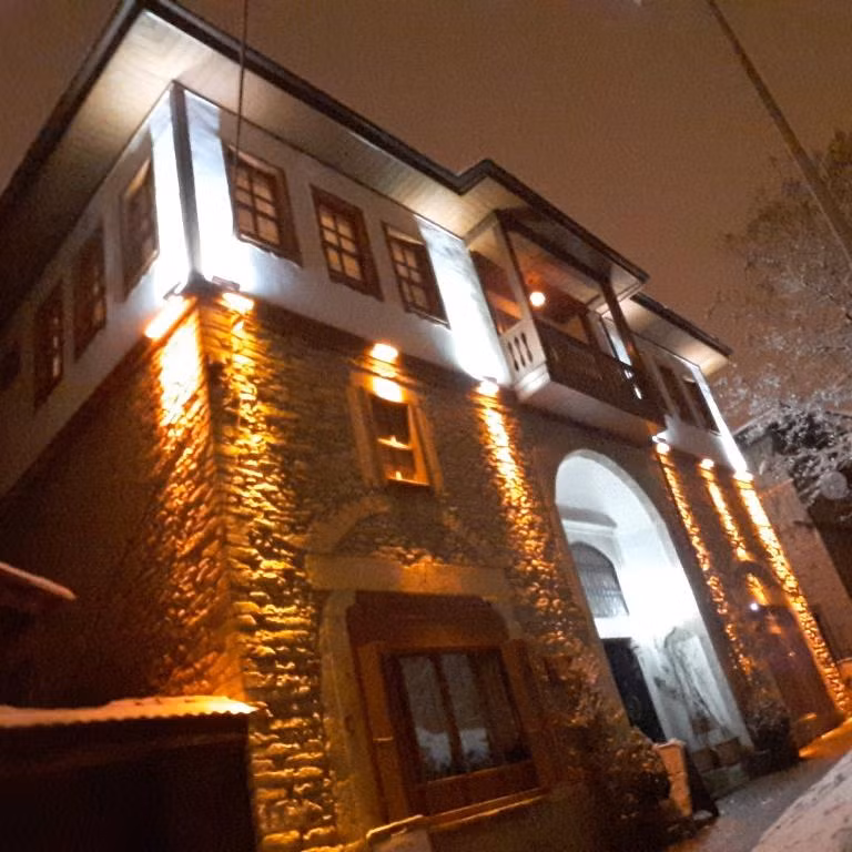 Demirkapı Konak — 2