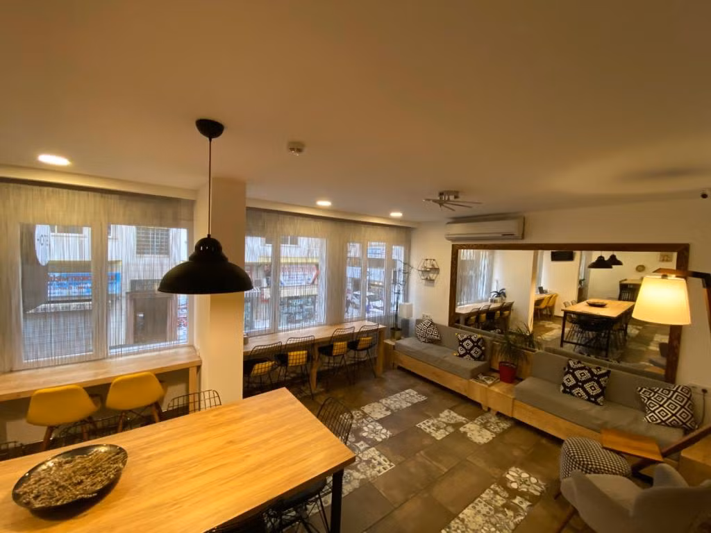Piano Hotel İzmir — 8