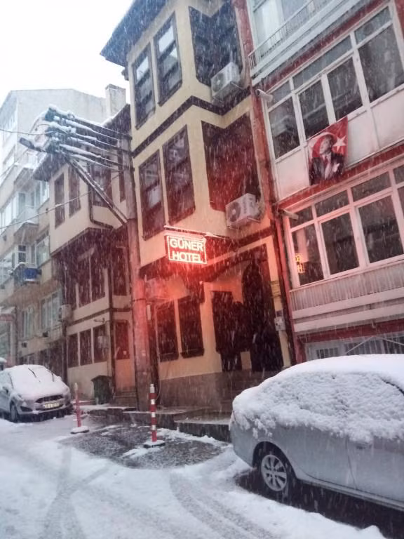 Güner Hotel 