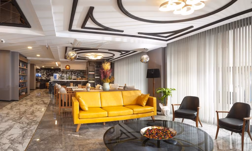 Bossuite Hotel Business — 8