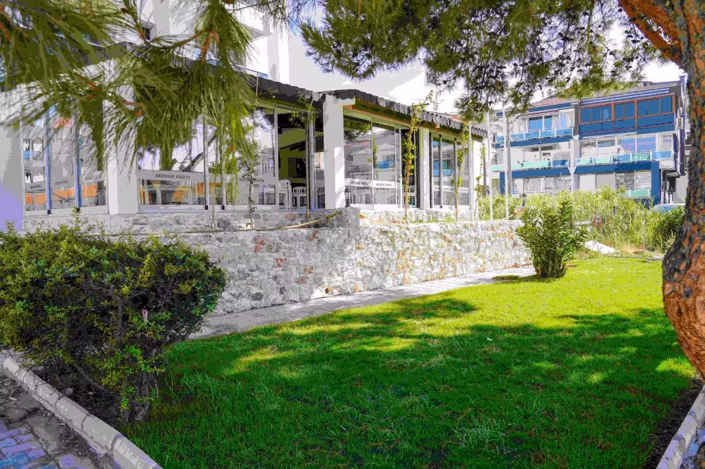 Akpınar Marin Hotel Çeşme — 8