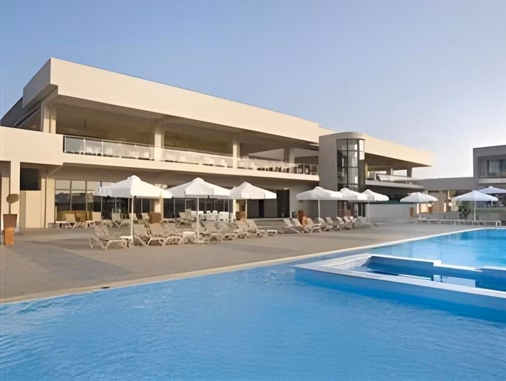 Alea Hotel & Suites — 9