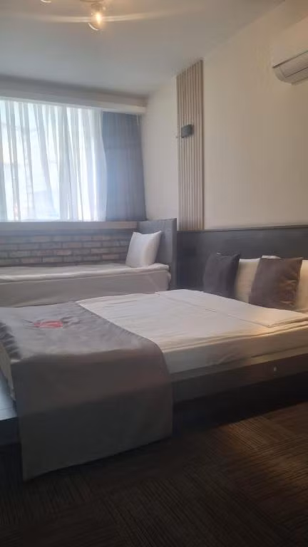 Abbara Hotel Çiğli — 3