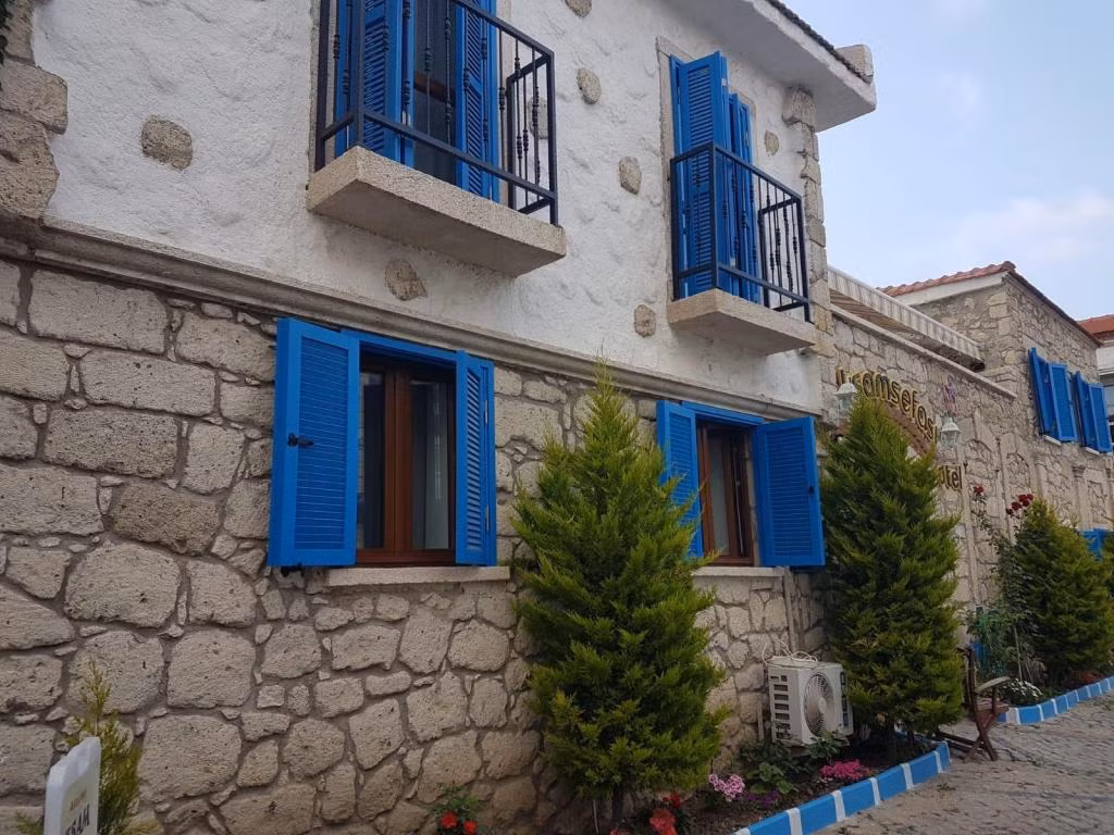 Akşam Sefası Otel