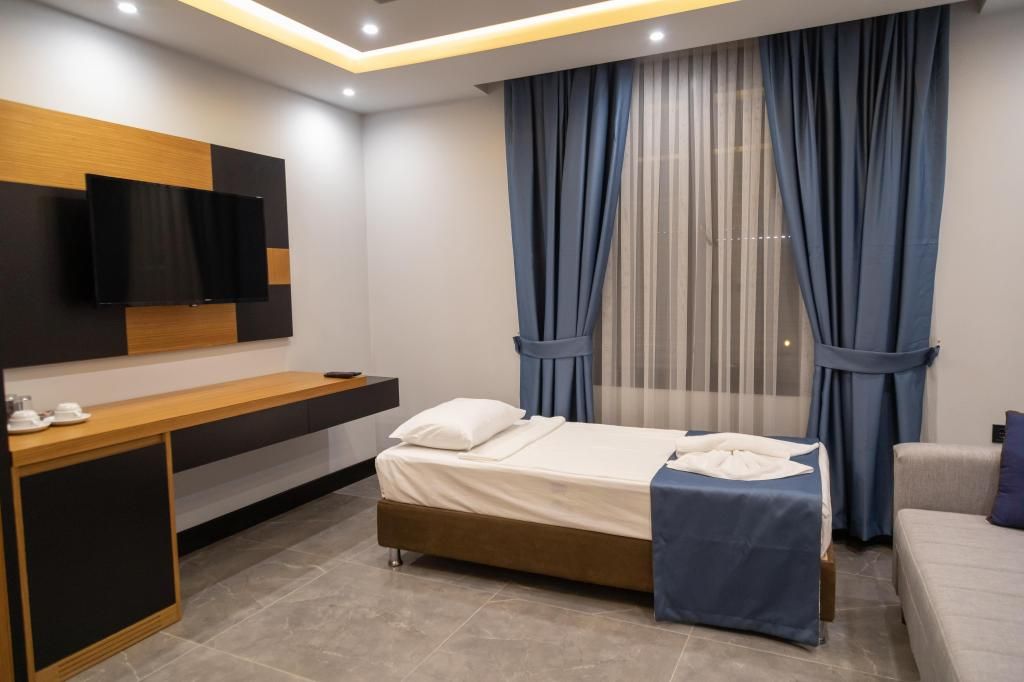Akın Suit — 9