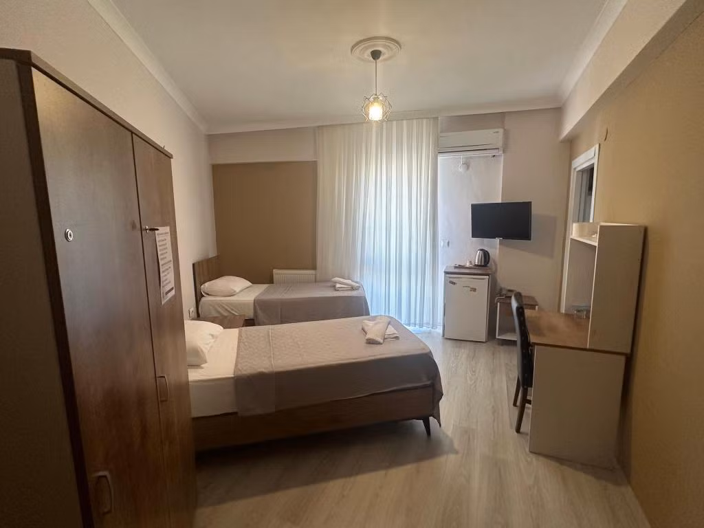 Aks Royal Otel — 7