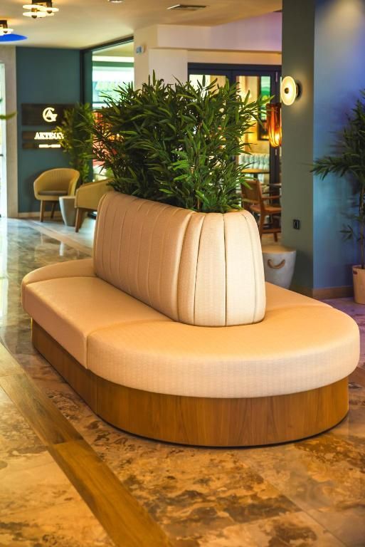 Akteon Girni Hotel — 2