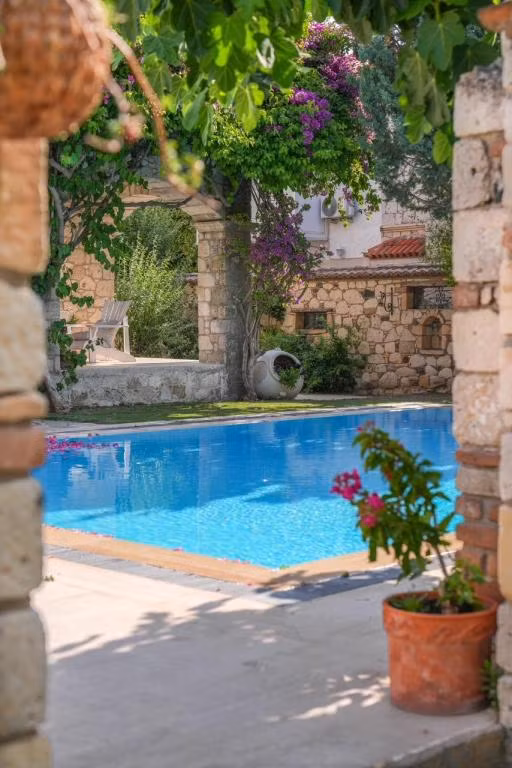 Alaçatı Zeytin Konak Hotel — 7