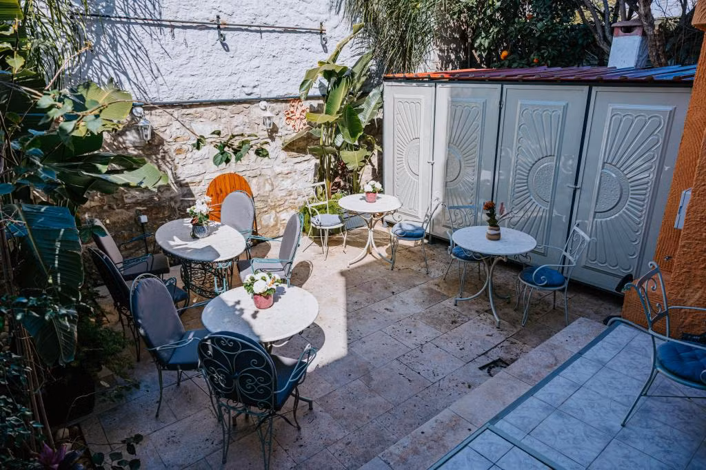 Alaz Urla Rooms
