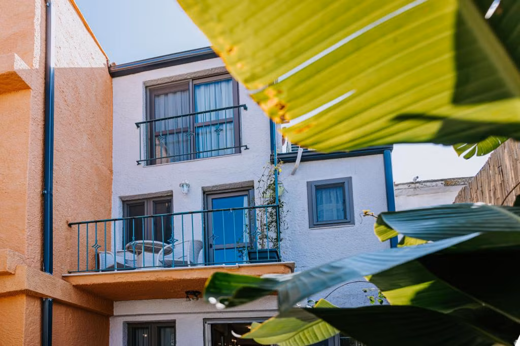 Alaz Urla Rooms — 2