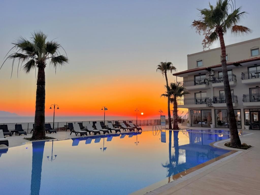 Altamare Hotel Kuşadası