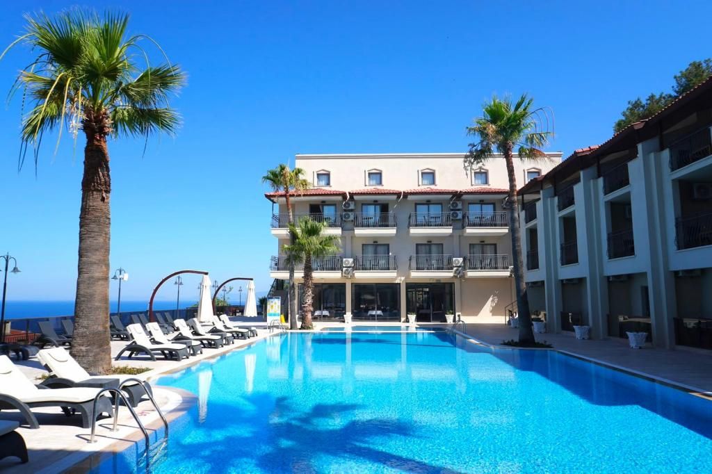 Altamare Hotel Kuşadası — 3